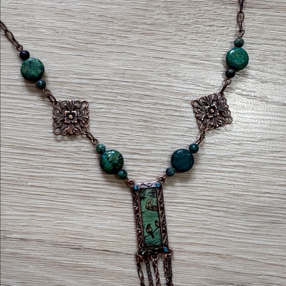 Handmade teal and copper necklace with bird pendant - Picture 5 of 5